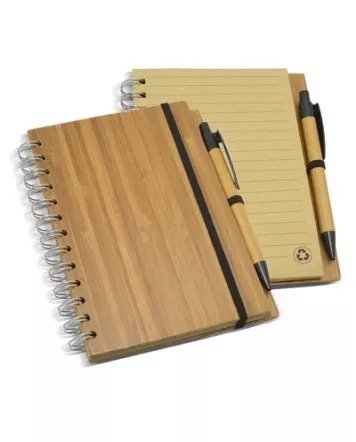 Bloco de anotações com capa de bambu