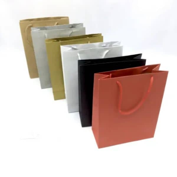 Sacola De Papel Com Alça De Cordão Personalizada